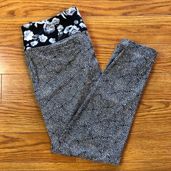 Lululemon Departure Pant - Picture 1 of 4